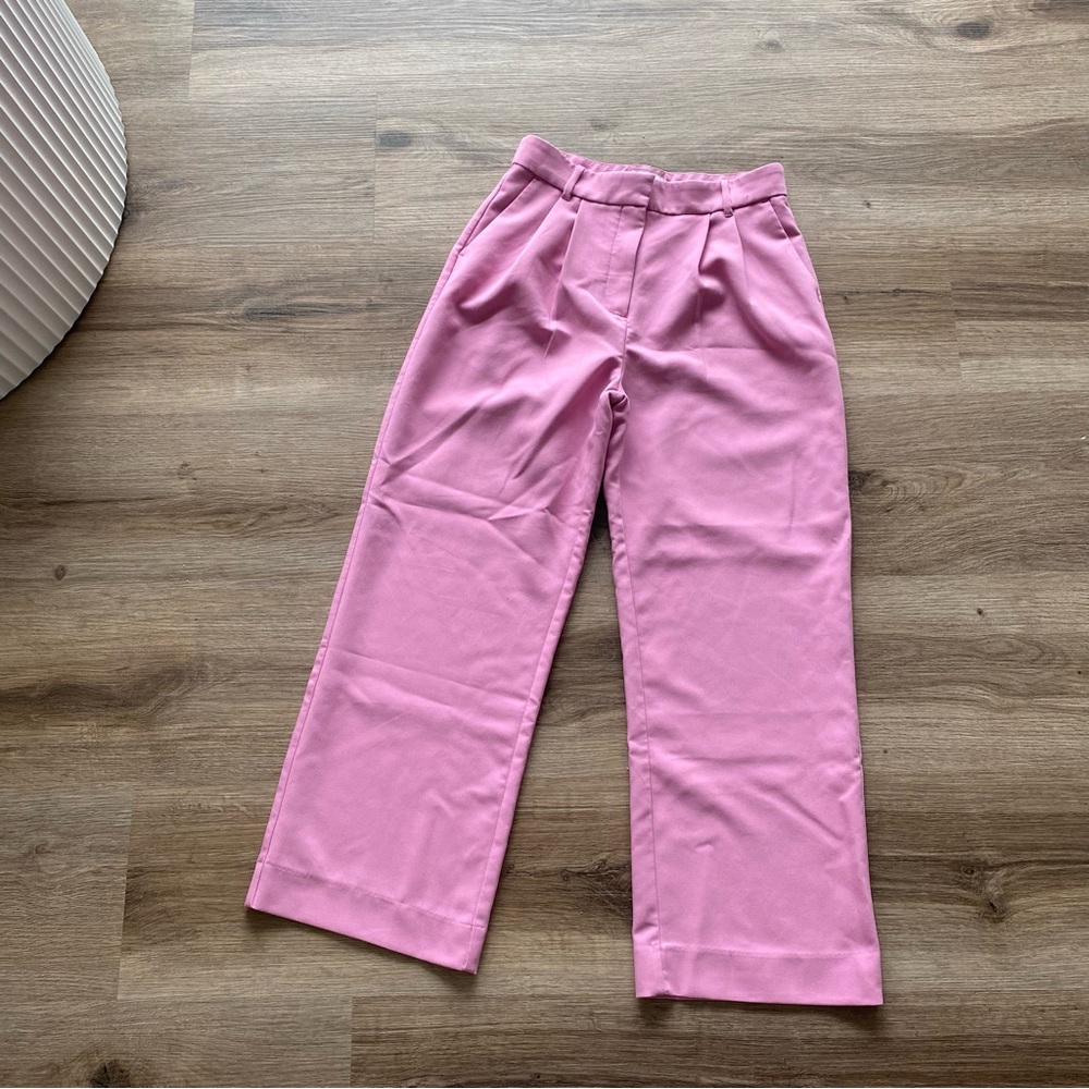 Abercrombie A&F Sloane Tailored Premium Crepe Pant Pink